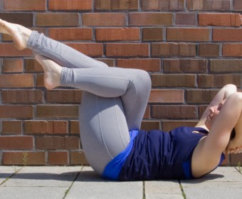 Hansa Yoga – Forrest Yoga mit Katharina, Abdominals, Abs, Twisted Root © Günter Kupich, Hamburg