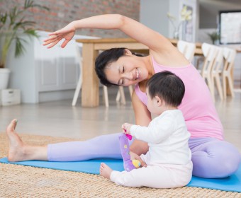 Forrest Yoga für Mama mit Baby bei Hansa Yoga mit Katharina in Hamburg Barmbek, Winterhude