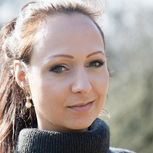 Hansa Yoga Yogalehrerin Katharina Görs